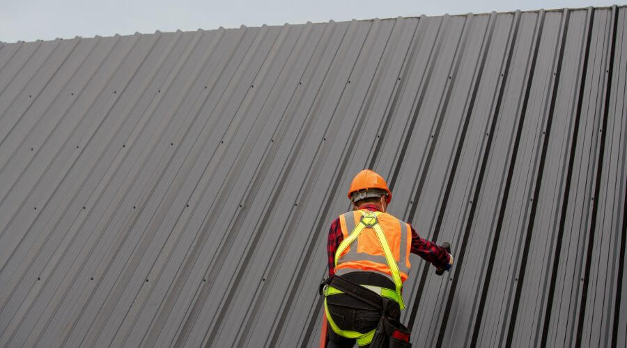 Professional metal roof installation services in Los Alamos, NM